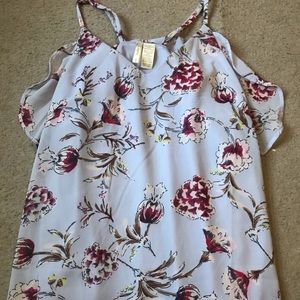 Floral tank top size small